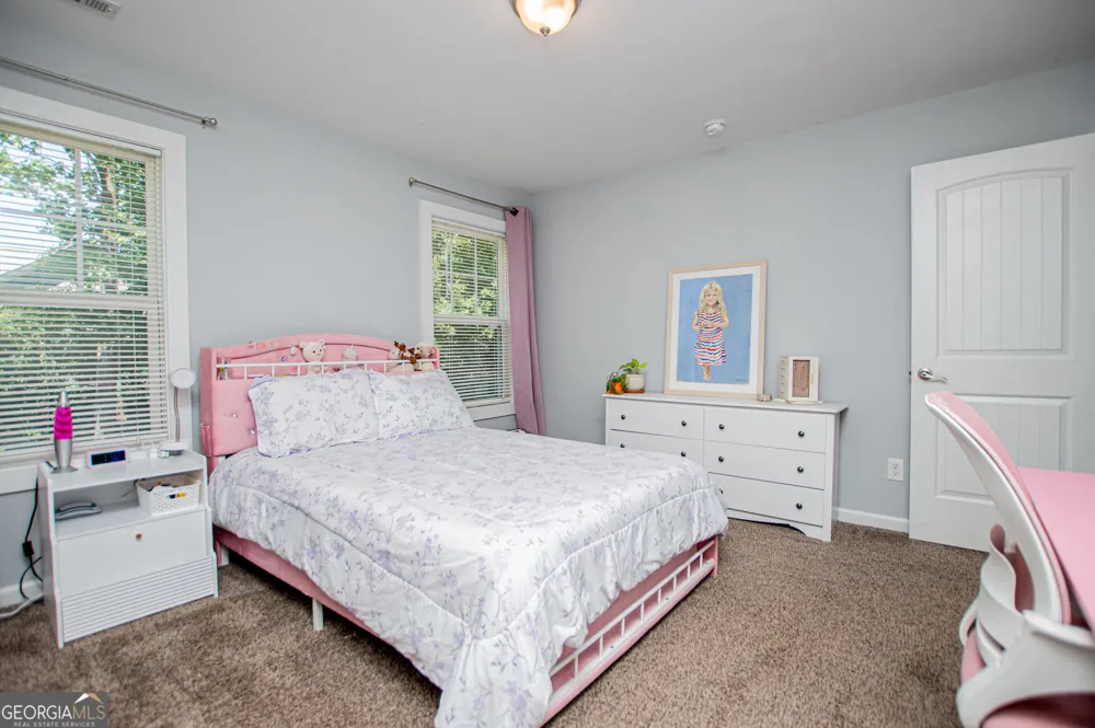 319 Wooded Glen LN Carrollton, GA 30117