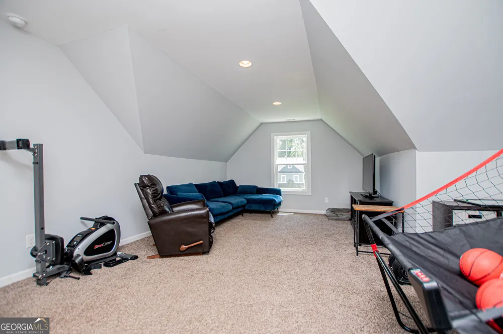 319 Wooded Glen LN Carrollton, GA 30117