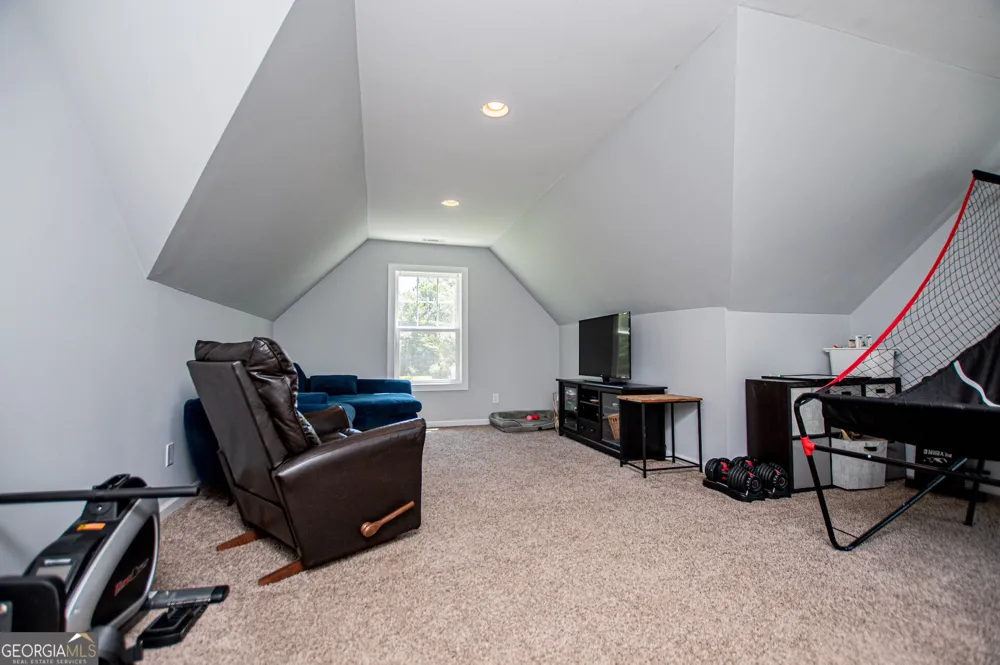 319 Wooded Glen LN Carrollton, GA 30117