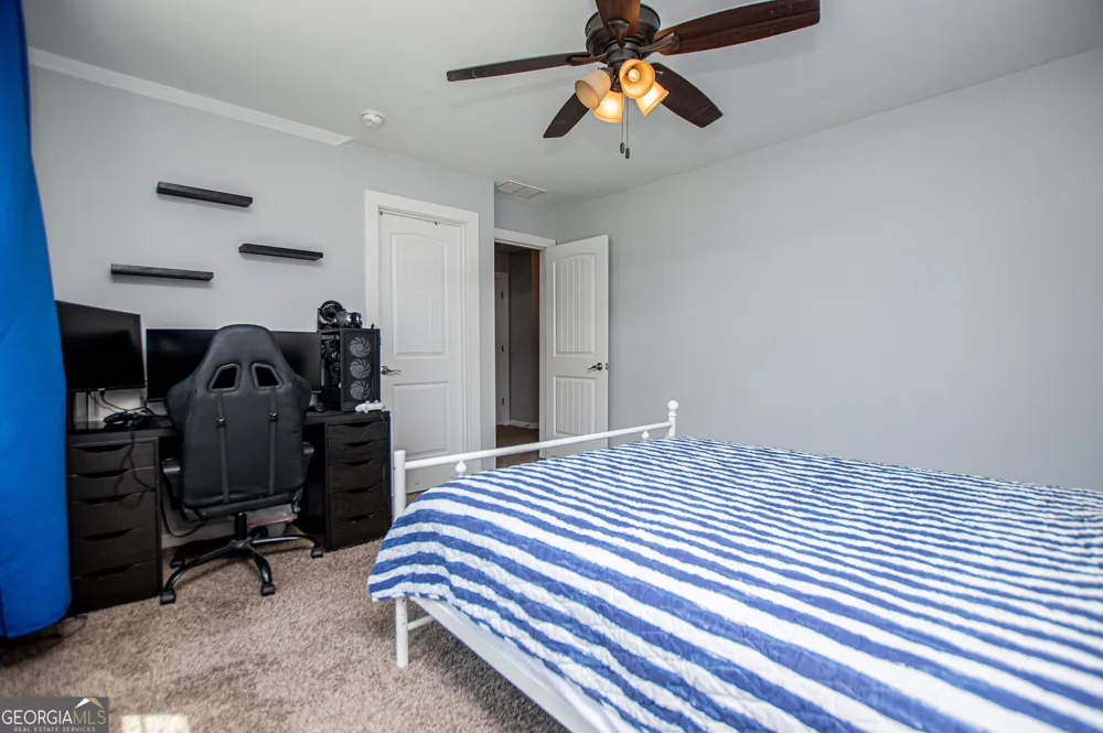 319 Wooded Glen LN Carrollton, GA 30117