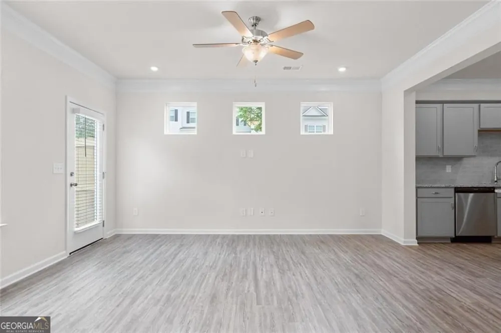 13719 92 HWY Woodstock, GA 30188
