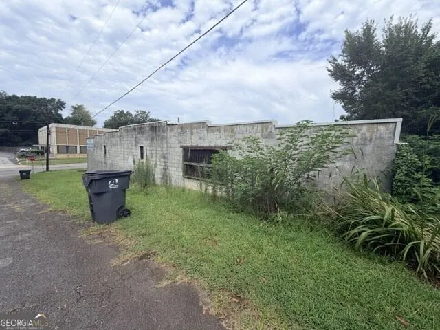 731 N Jefferson ST NE Milledgeville, GA 31061