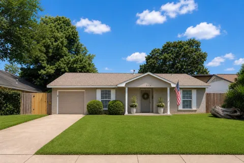 5114 Heatherbrook Drive