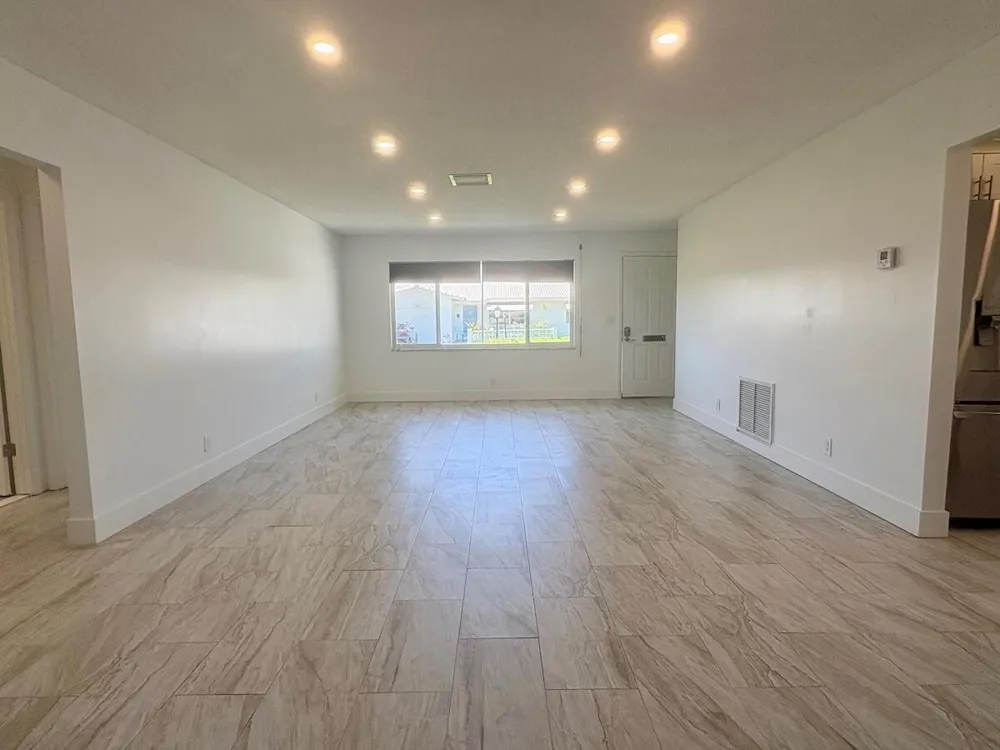 1590 SW 14TH AVENUE Boynton Beach, FL 33426