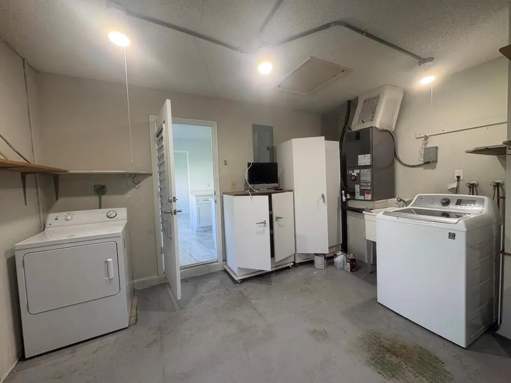 1590 SW 14TH AVENUE Boynton Beach, FL 33426