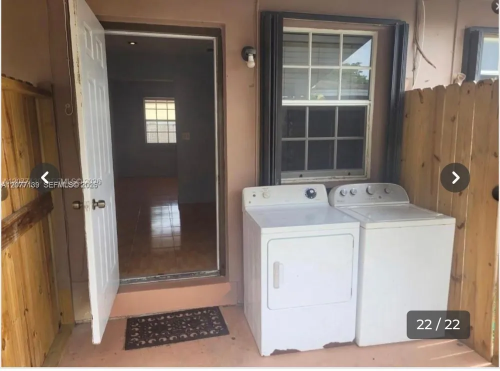401 SW 4th terrace #403 Hallandale Beach, FL 33009