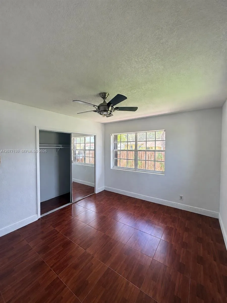 401 SW 4th terrace #403 Hallandale Beach, FL 33009