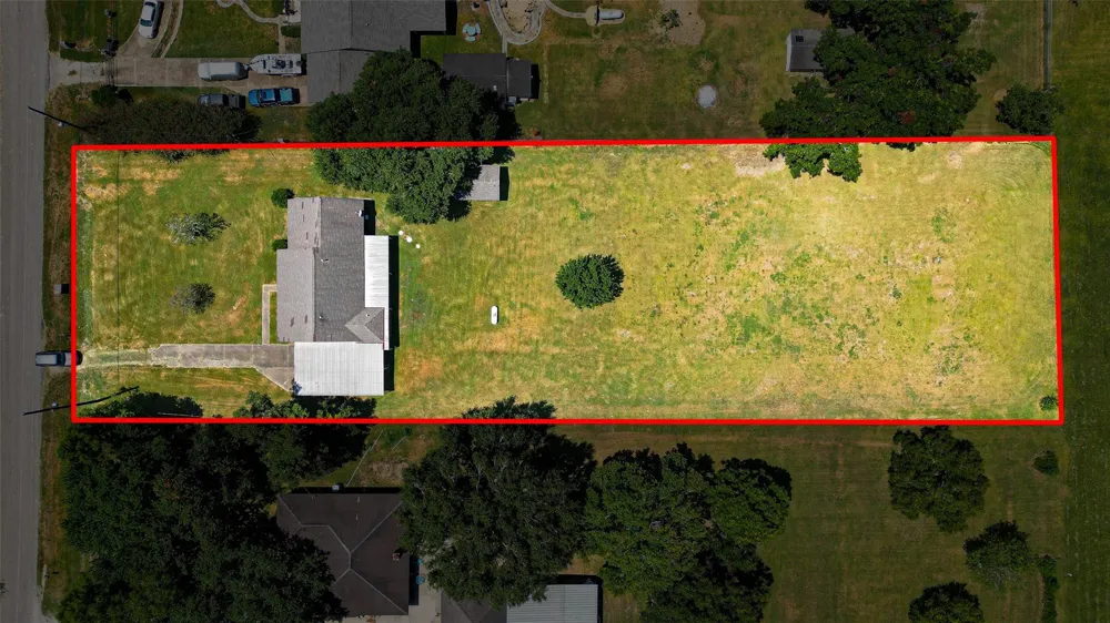 2615 County Road 956 Rosharon, TX 77583
