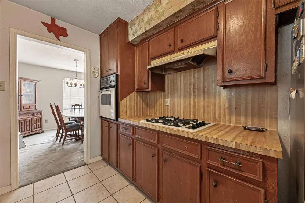 2615 County Road 956 Rosharon, TX 77583