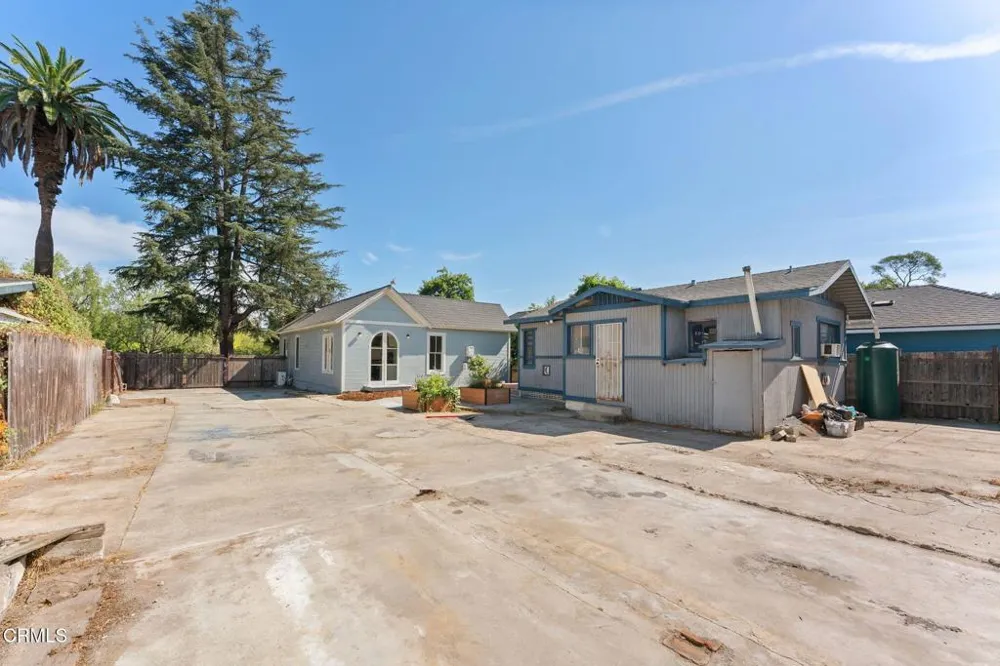 79 W Villa Street Pasadena, CA 91103