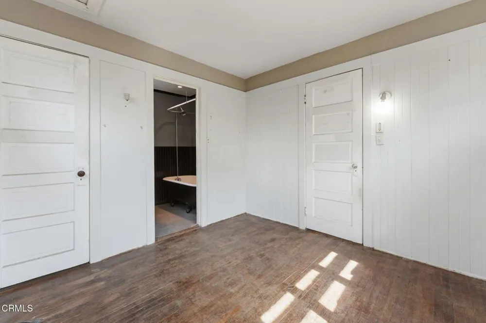 79 W Villa Street Pasadena, CA 91103