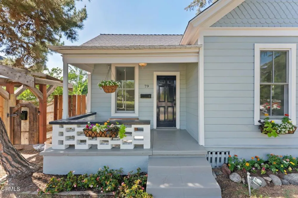 79 W Villa Street Pasadena, CA 91103