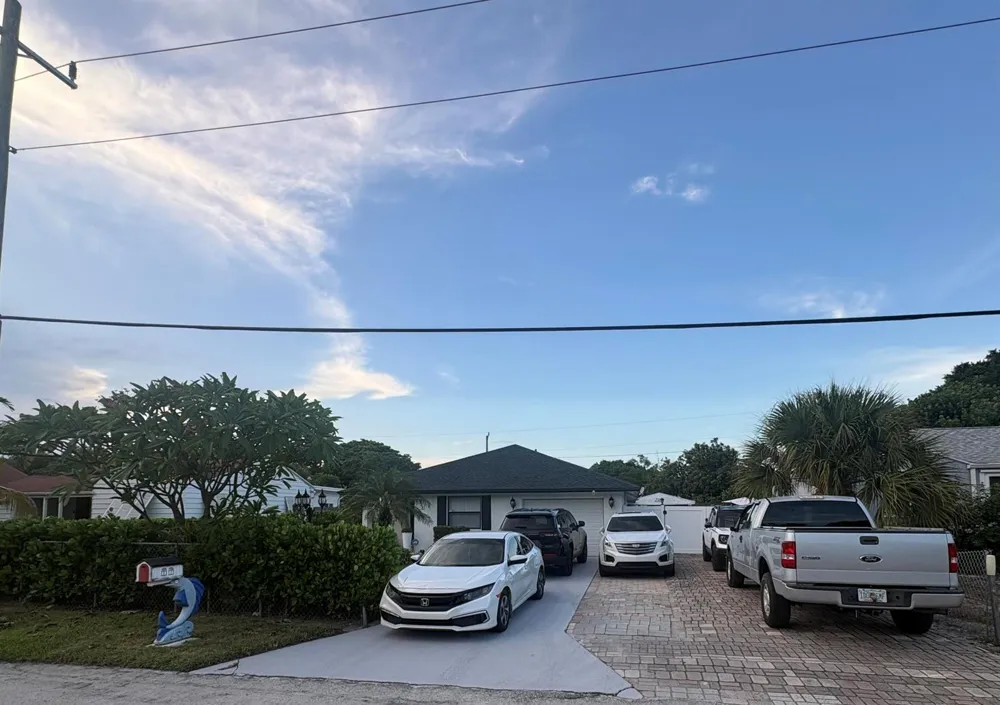 821 Hampton Road West Palm Beach, FL 33405