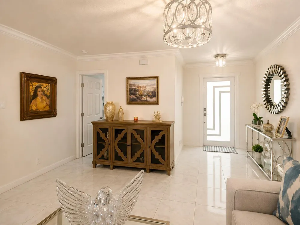 821 Hampton Road West Palm Beach, FL 33405