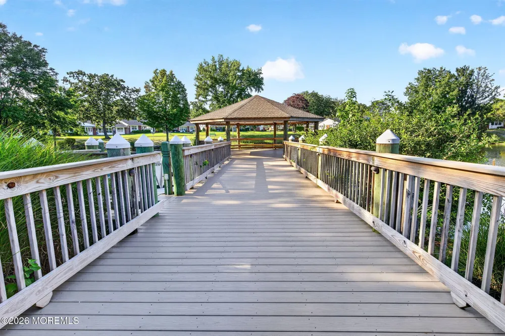 976 Aberdeen Drive Lakewood, NJ 08701