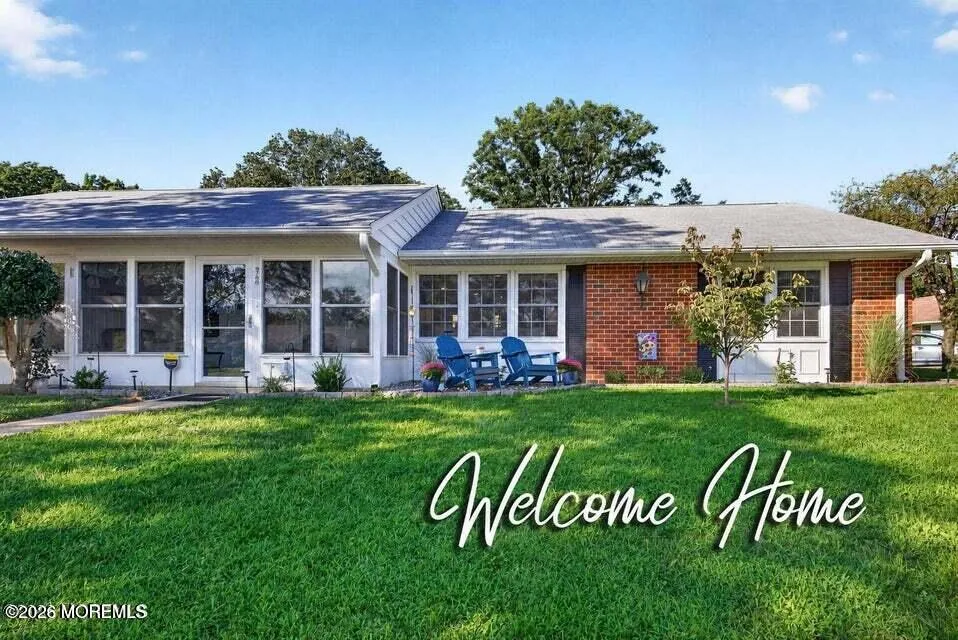 976 Aberdeen Drive Lakewood, NJ 08701