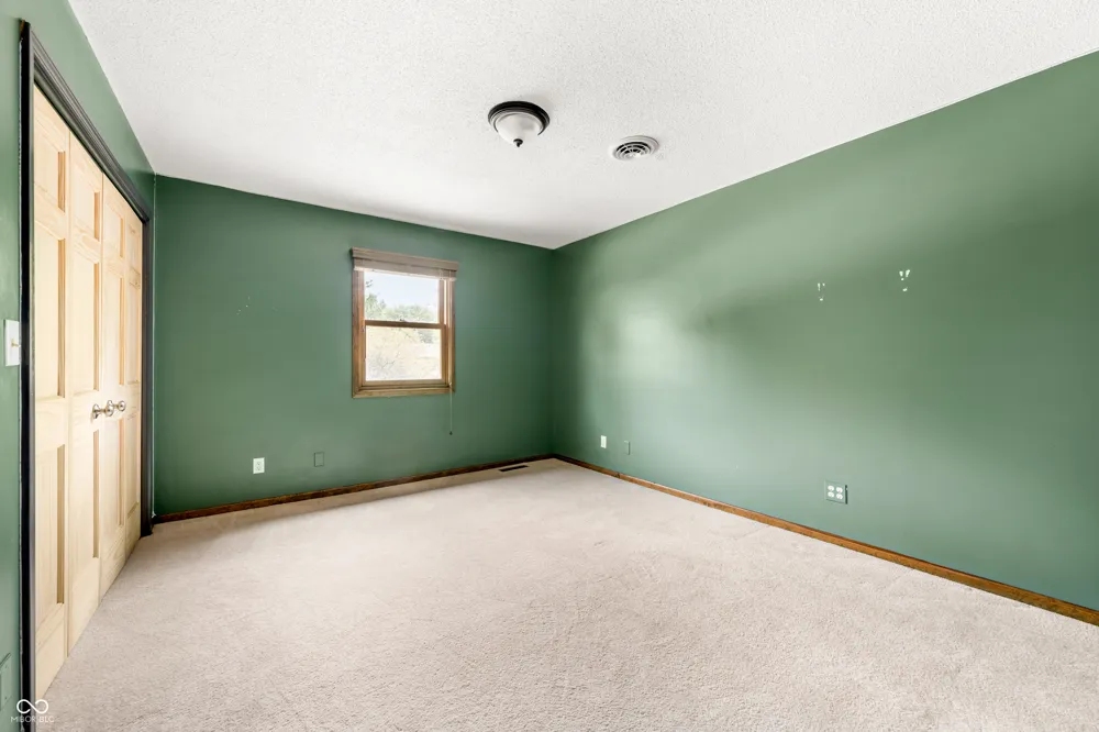 604 Mesa Road Muncie, IN 47304