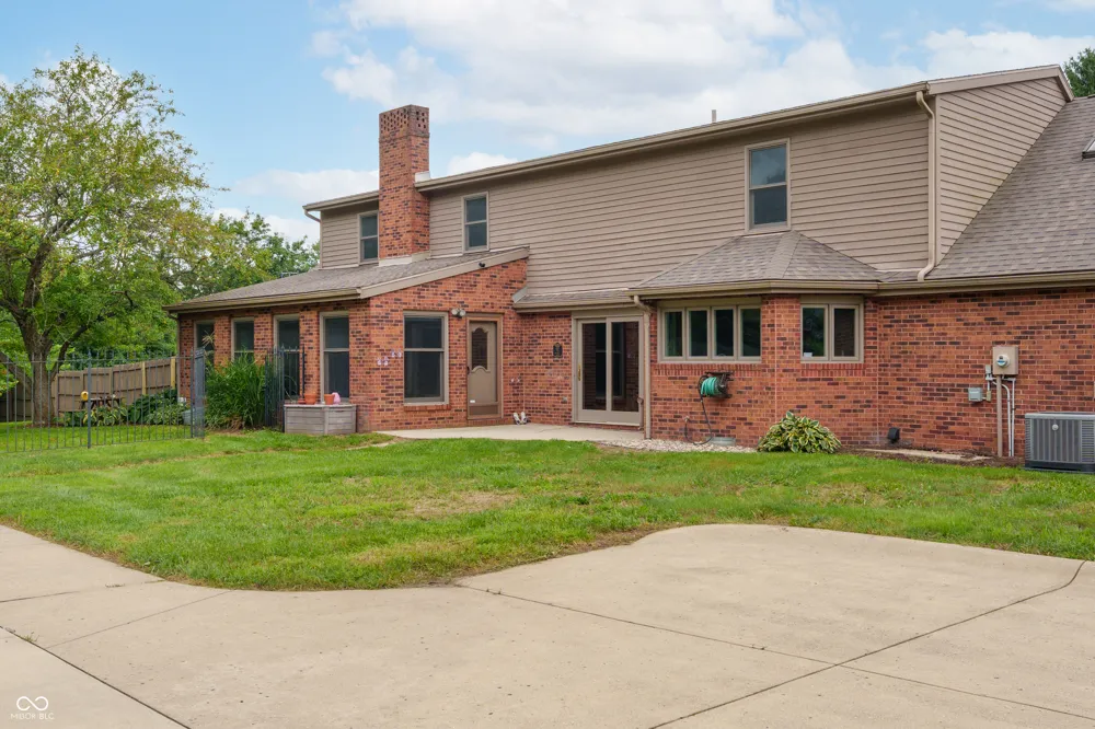 604 Mesa Road Muncie, IN 47304