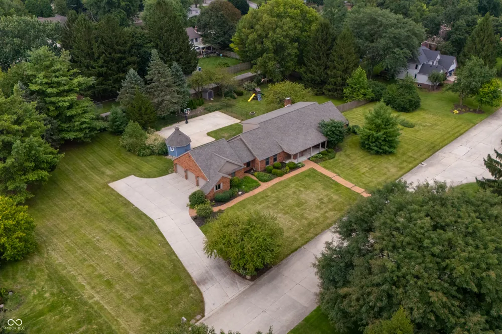 604 Mesa Road Muncie, IN 47304