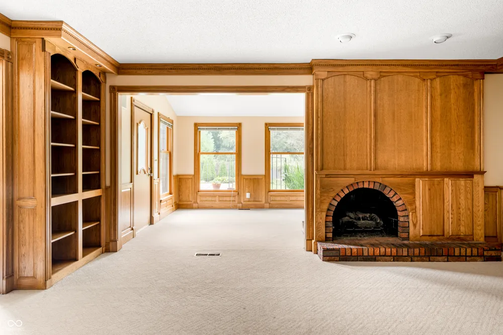 604 Mesa Road Muncie, IN 47304