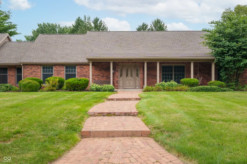 604 Mesa Road Muncie, IN 47304