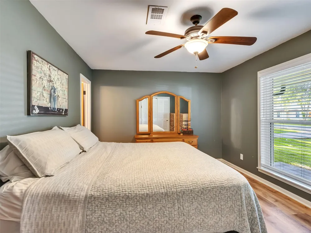 314 Coke Lane Alvin, TX 77511