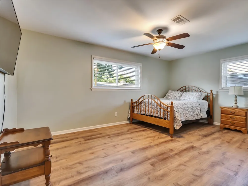 314 Coke Lane Alvin, TX 77511