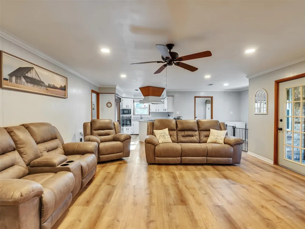 314 Coke Lane Alvin, TX 77511