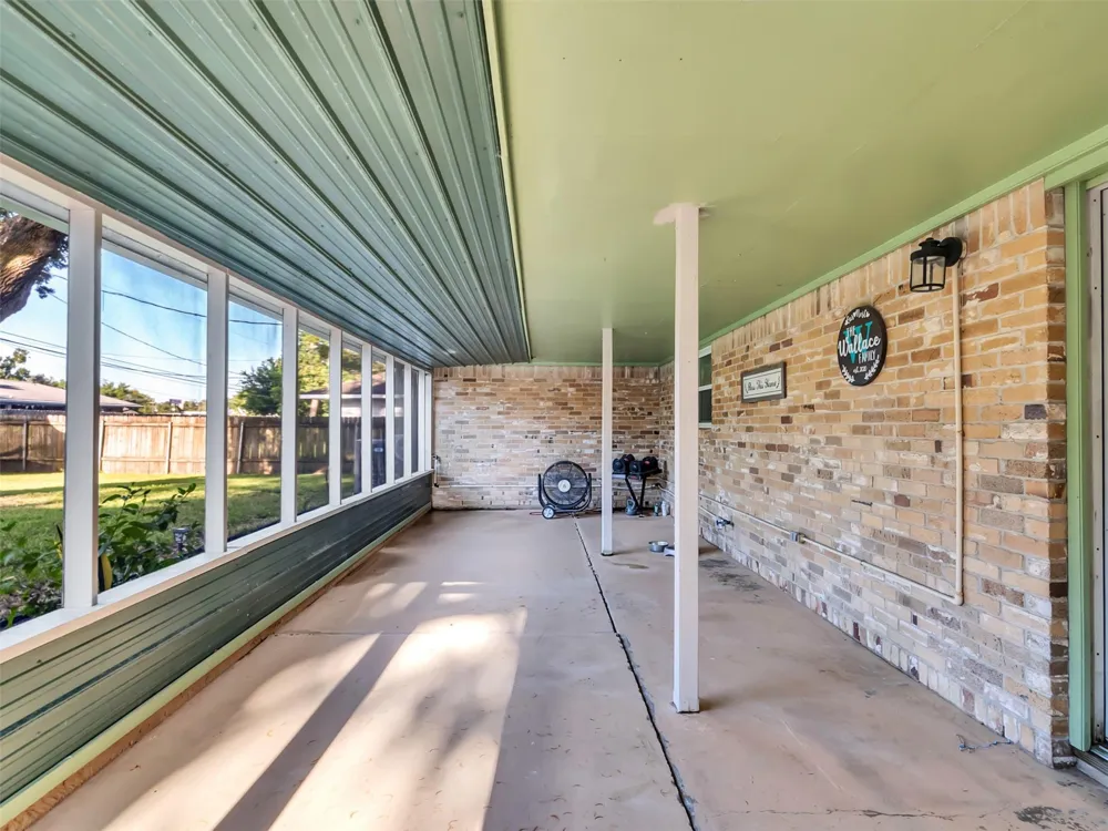 314 Coke Lane Alvin, TX 77511