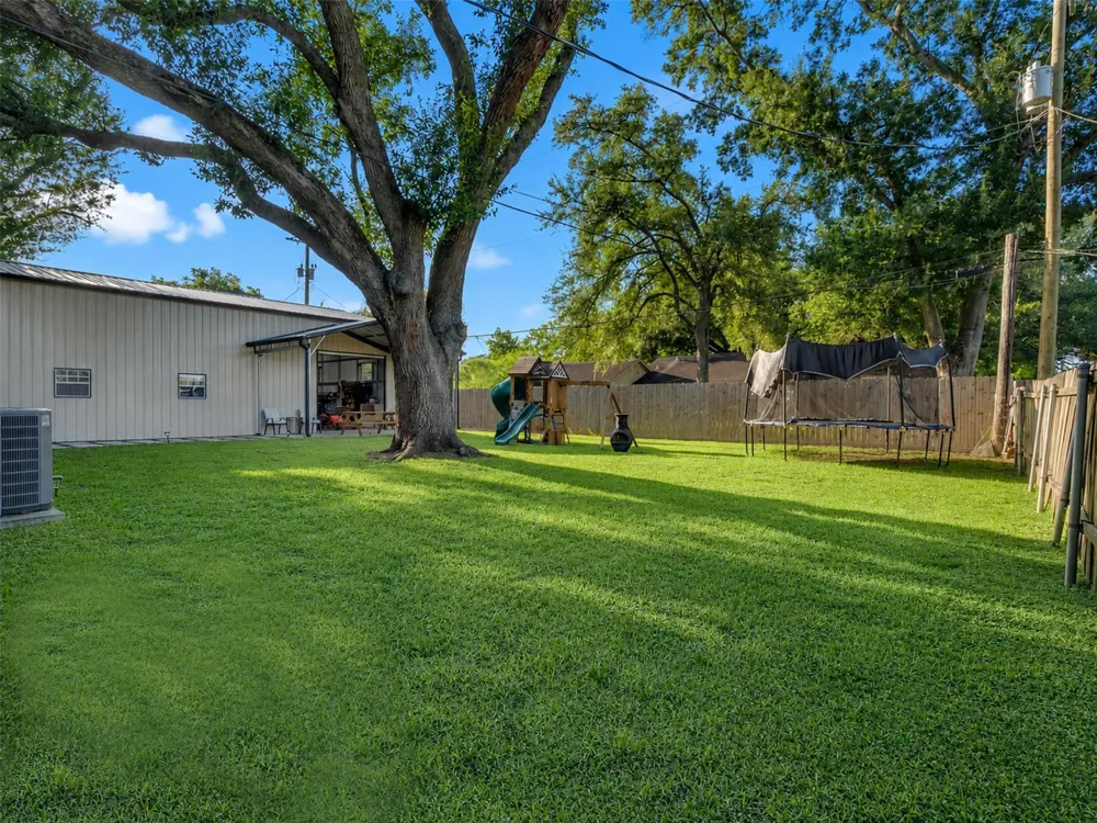 314 Coke Lane Alvin, TX 77511