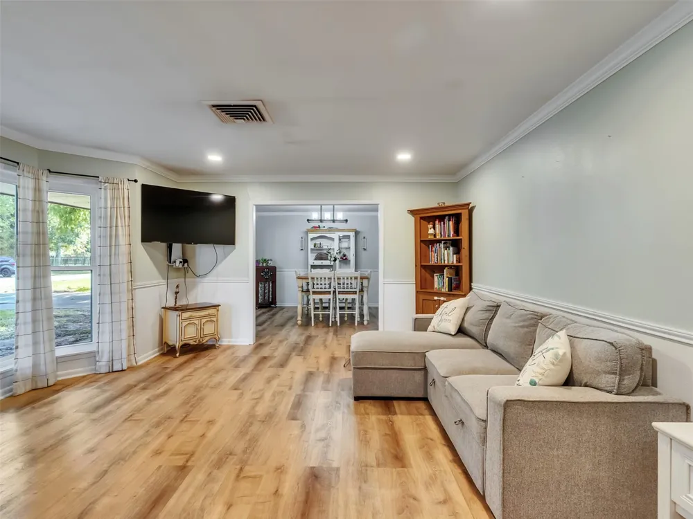 314 Coke Lane Alvin, TX 77511