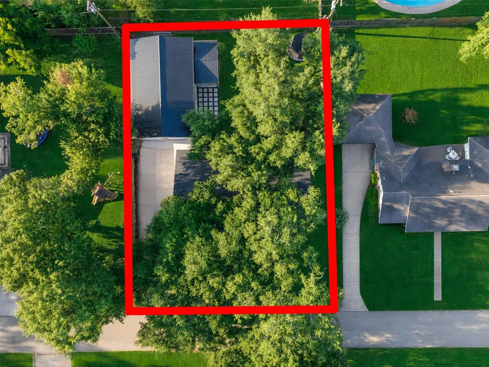 314 Coke Lane Alvin, TX 77511