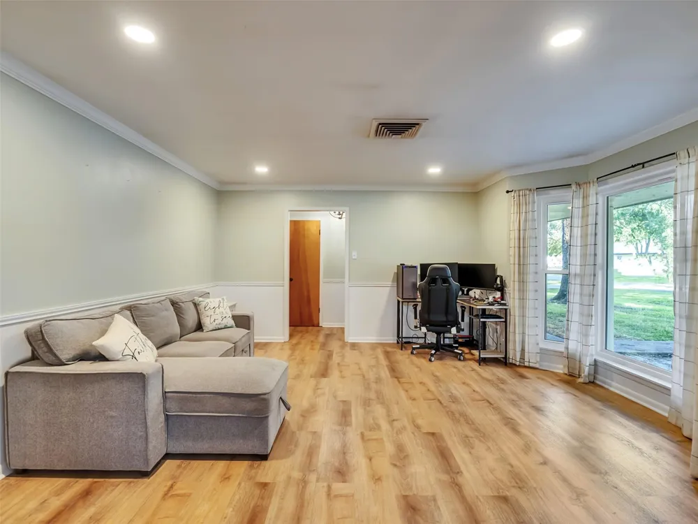 314 Coke Lane Alvin, TX 77511