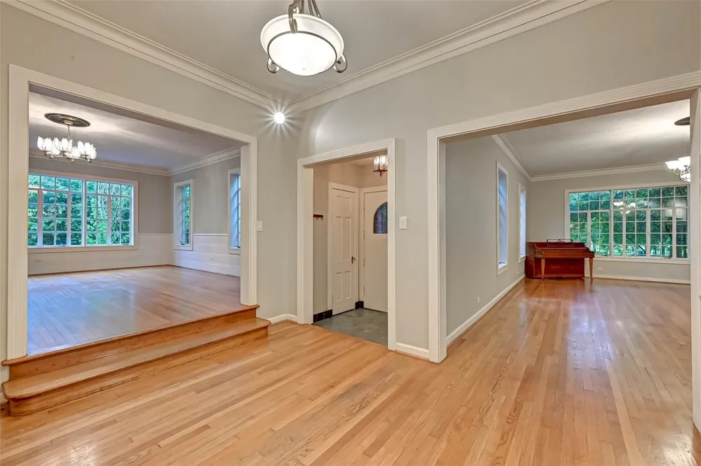 4628 Roseneath Drive Houston, TX 77021