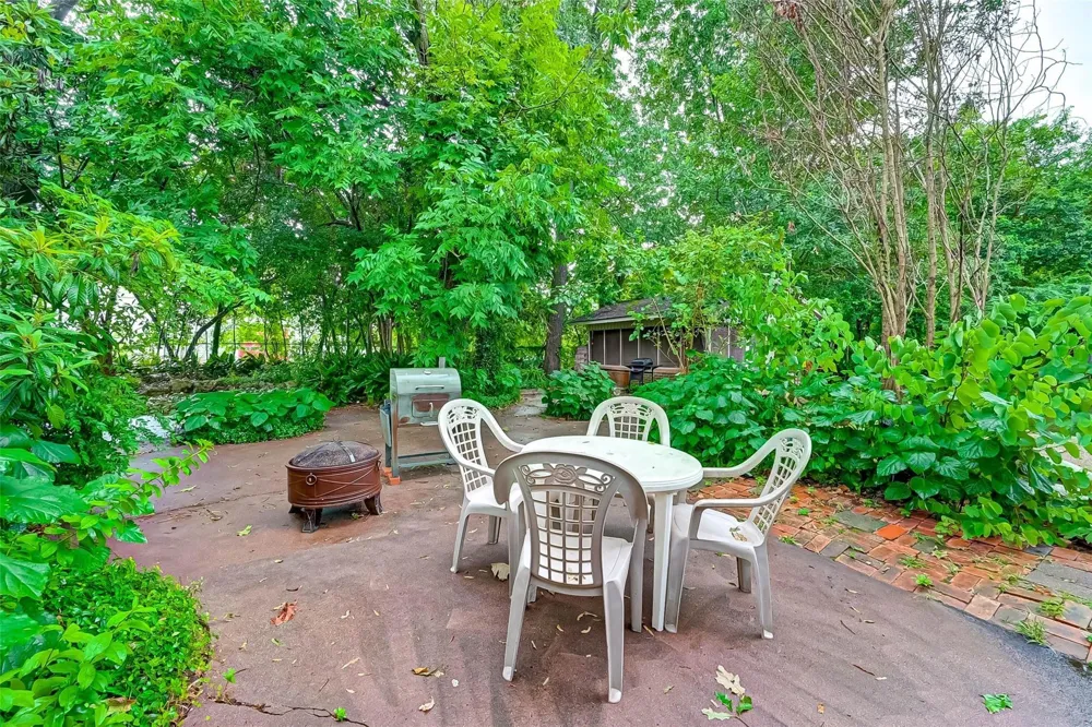 4628 Roseneath Drive Houston, TX 77021