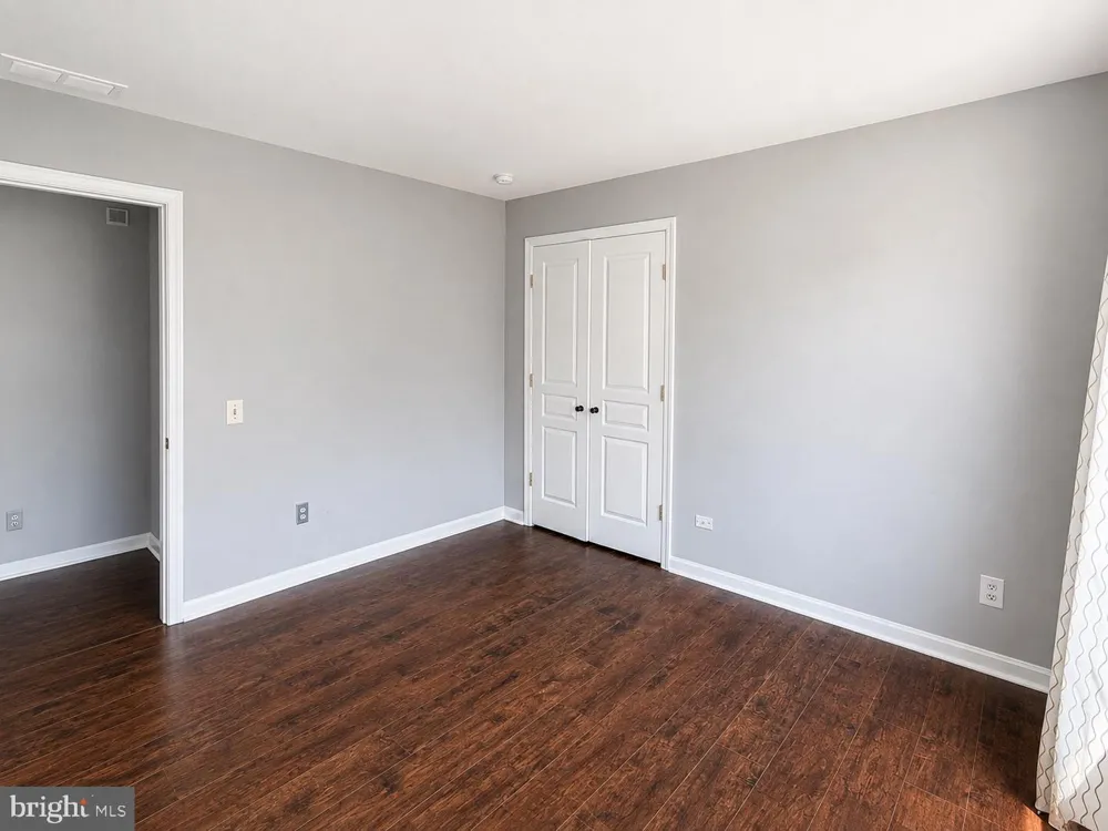 11 EASTWICK DRIVE Gibbsboro, NJ 08026