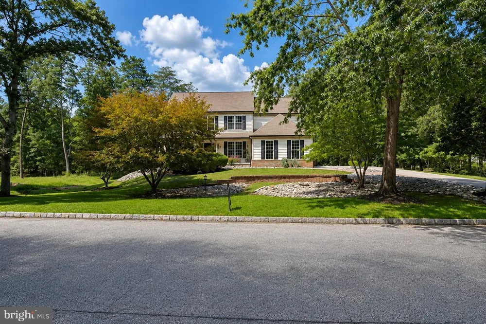 11 EASTWICK DRIVE Gibbsboro, NJ 08026