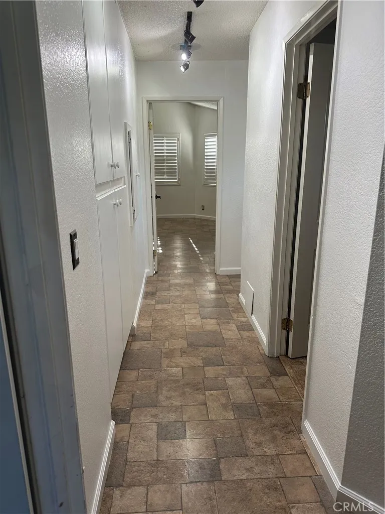 832 S Rexford Rialto, CA 92376