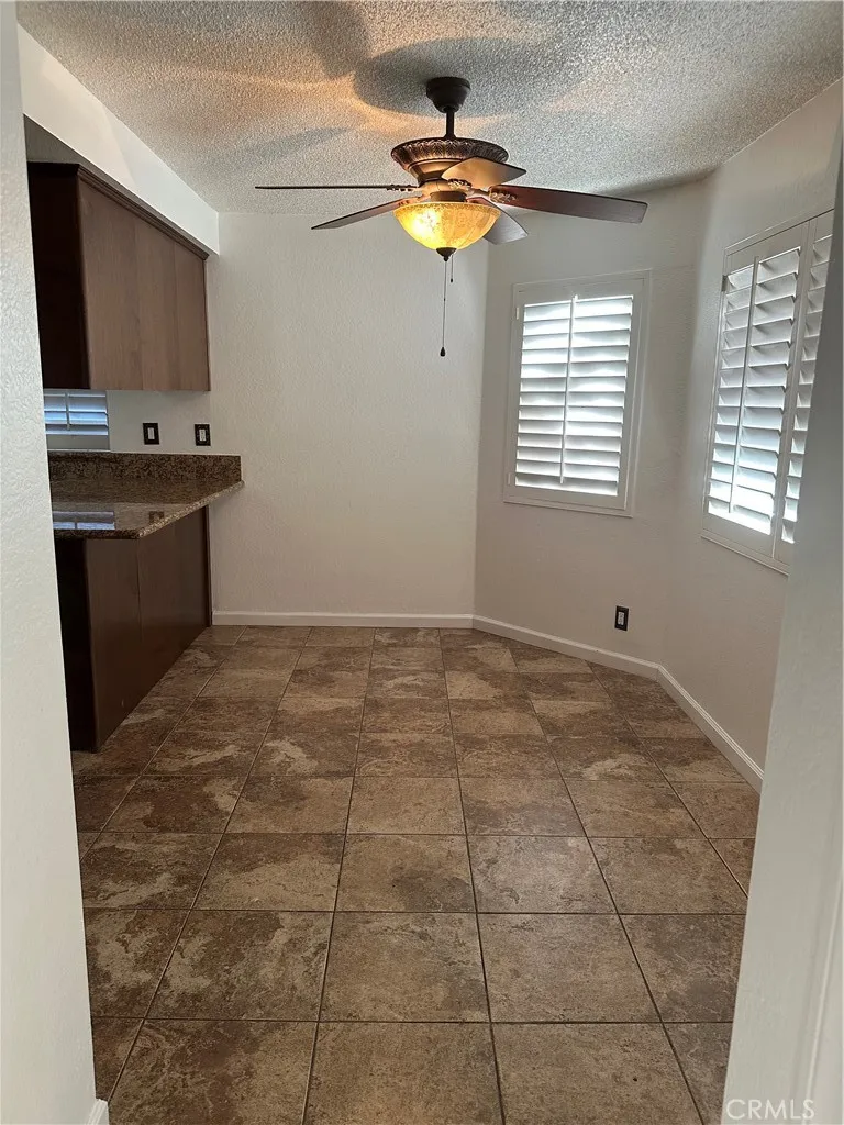 832 S Rexford Rialto, CA 92376
