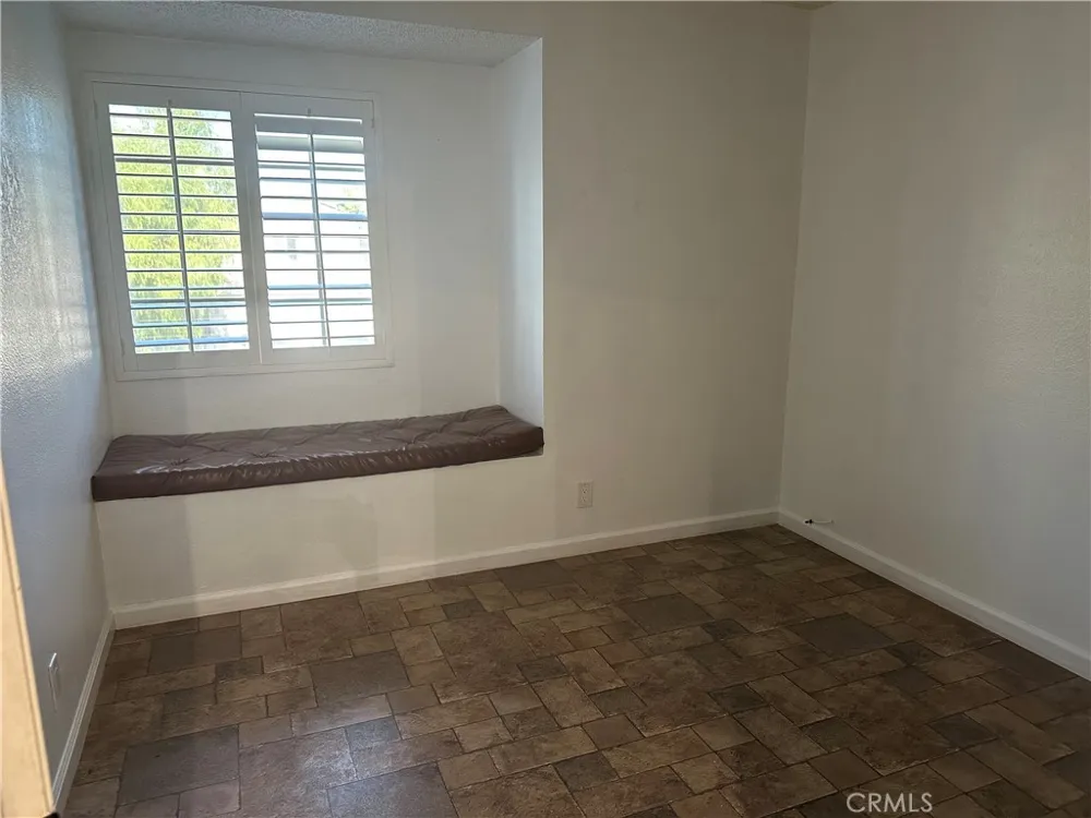 832 S Rexford Rialto, CA 92376