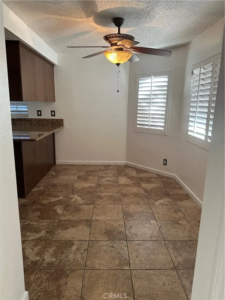 832 S Rexford Rialto, CA 92376