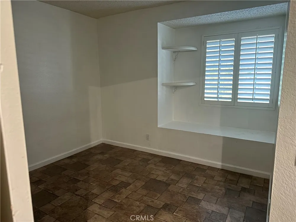 832 S Rexford Rialto, CA 92376