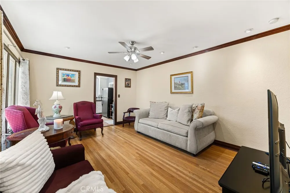 6395 Brockton Riverside, CA 92506