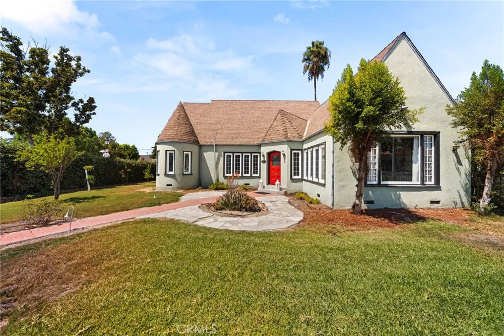 6395 Brockton Riverside, CA 92506