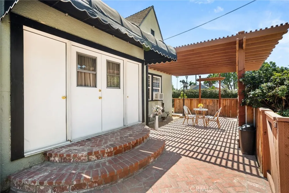 6395 Brockton Riverside, CA 92506