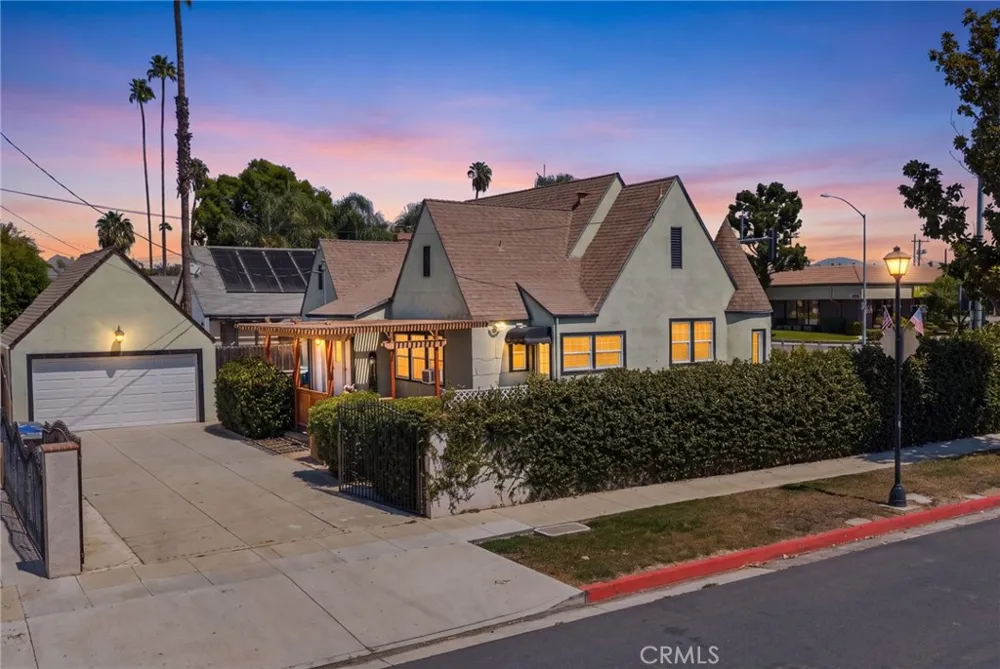 6395 Brockton Riverside, CA 92506