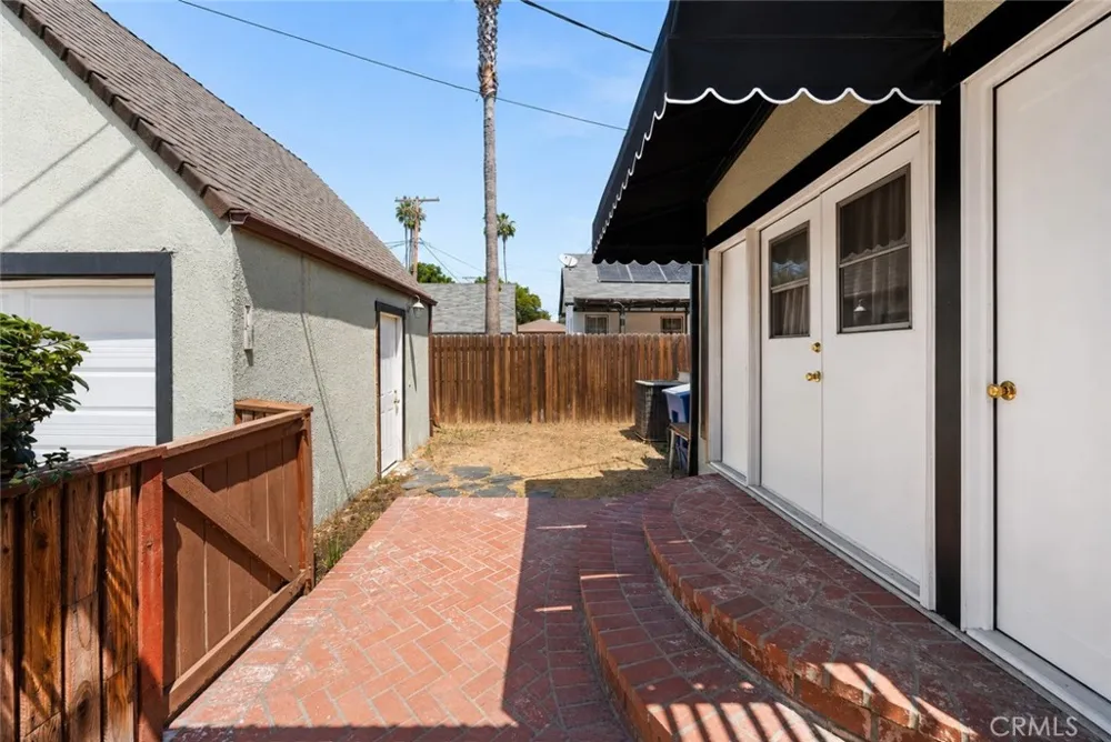6395 Brockton Riverside, CA 92506