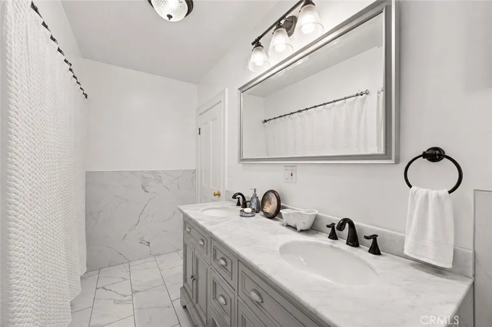 6395 Brockton Riverside, CA 92506