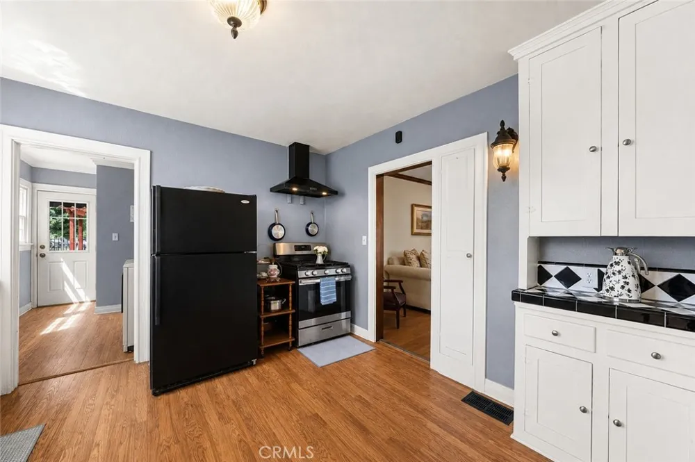 6395 Brockton Riverside, CA 92506