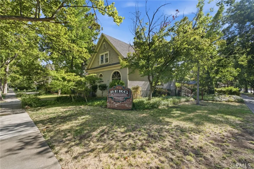 1361 Esplanade Chico, CA 95926